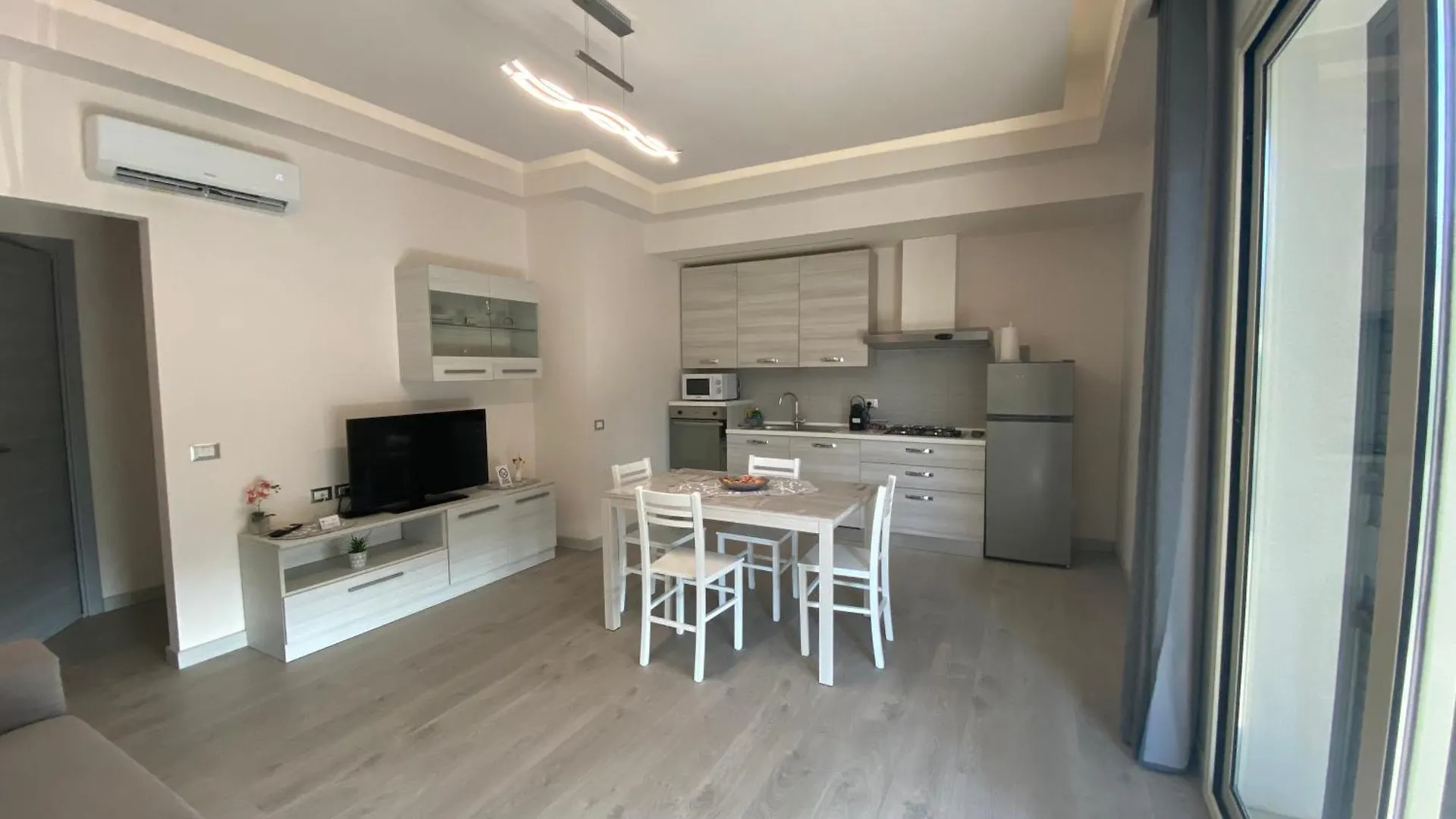 Naxos Infinity Apartments 贾迪尼-纳克索斯 意大利