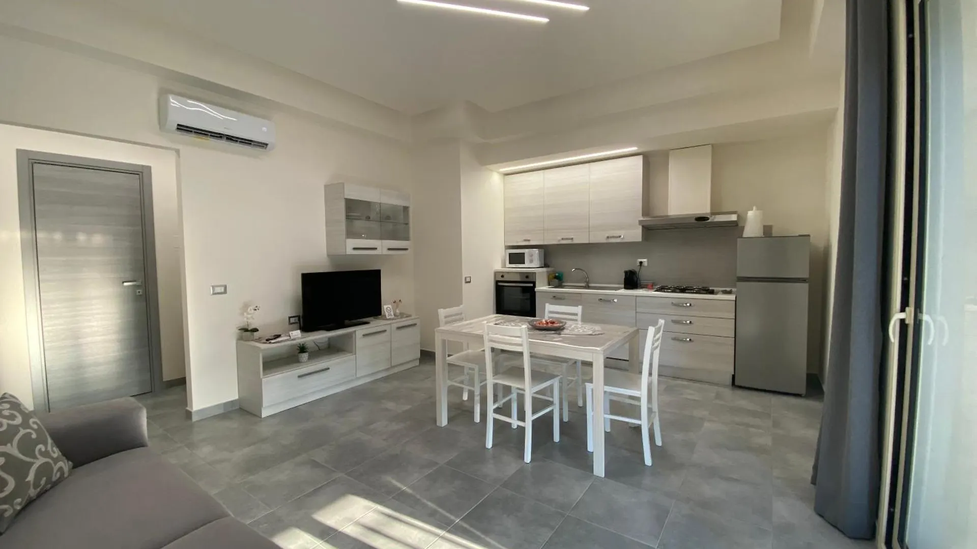 Naxos Infinity Apartments Giardini Naxos
