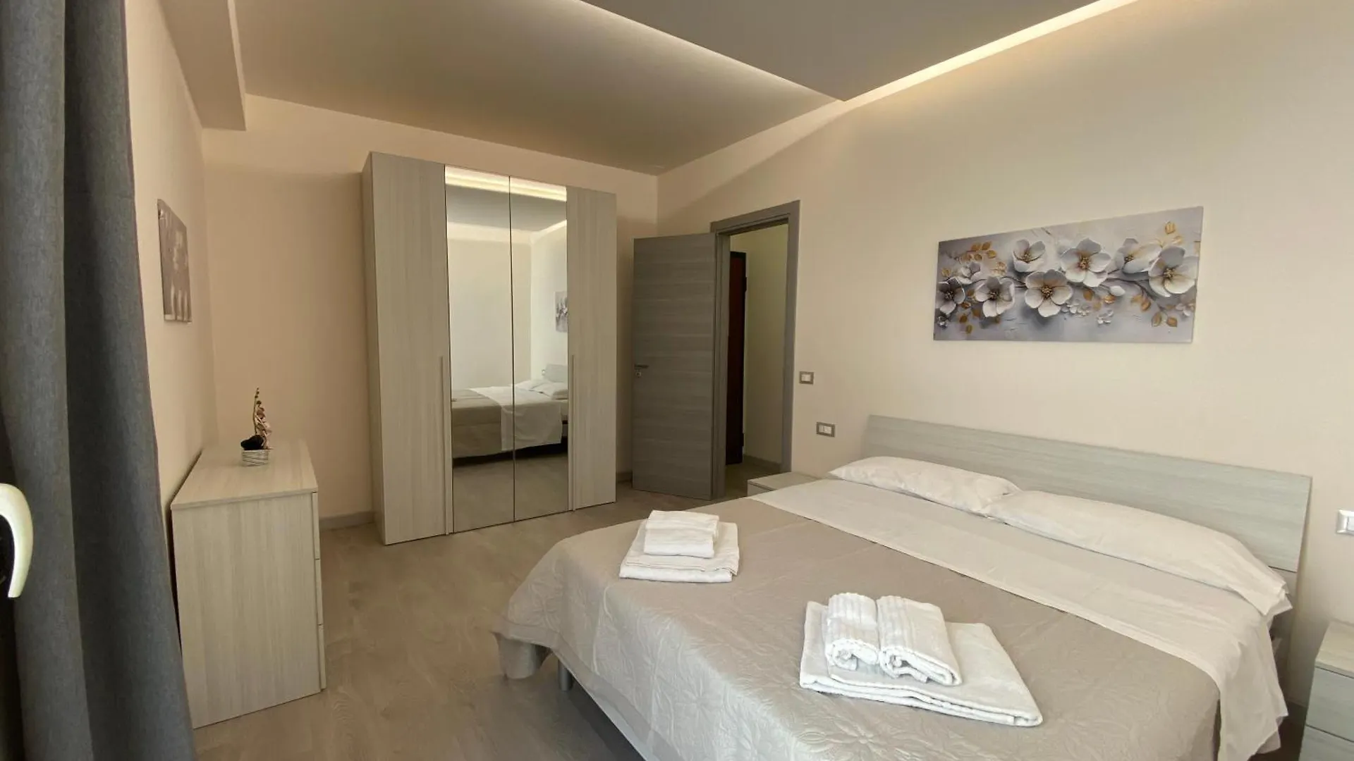 Naxos Infinity Apartments Giardini Naxos 0*,  Italia